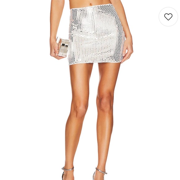 REVOLVE | Superdown | Erin Mini Skirt in Silver - Picture 3 of 3